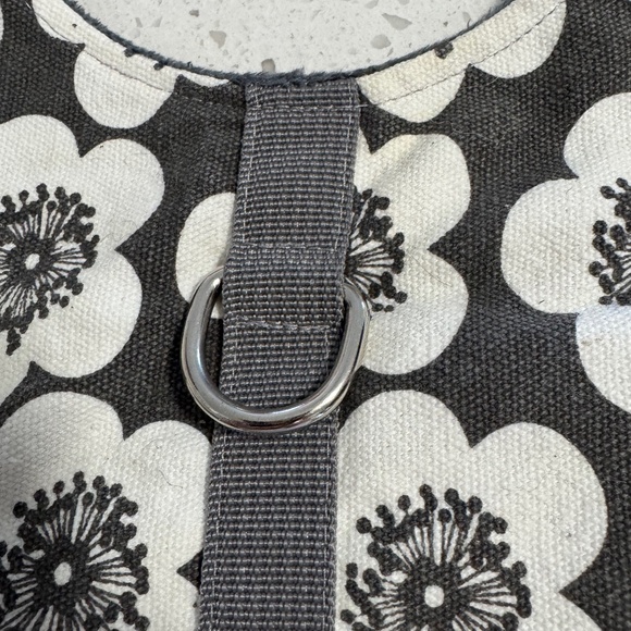 Aimee Wilder Dog Floral Vest - Picture 3 of 9